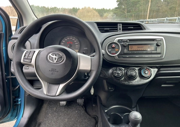 Toyota Yaris cena 26900 przebieg: 158000, rok produkcji 2012 z Kraków małe 172